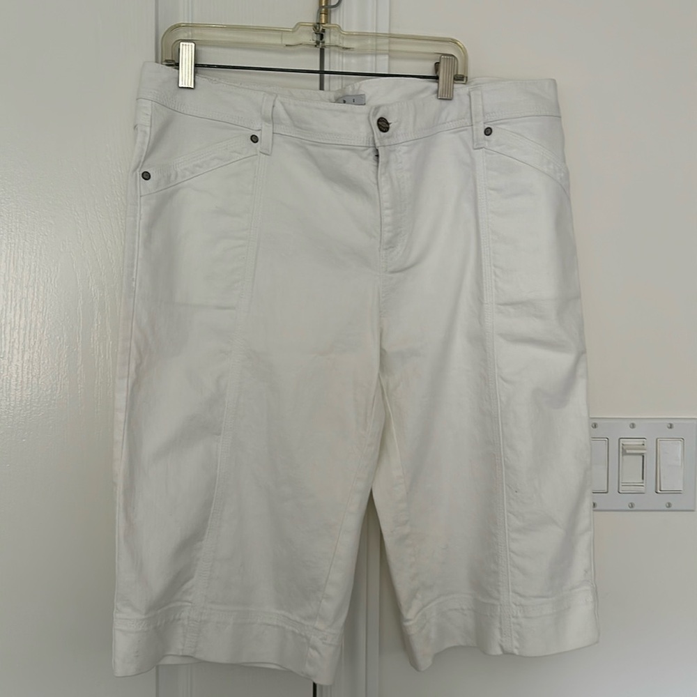 White Capris